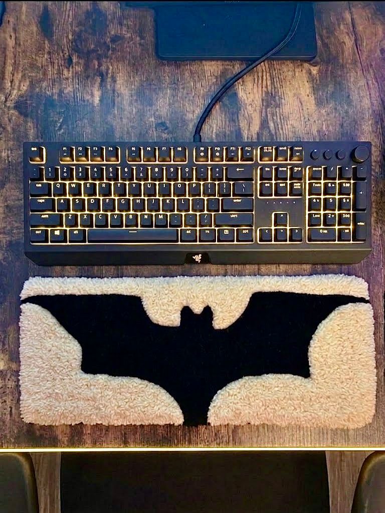Batman "Dark Knight" Premium Keyboard Rug - ruggybuggy