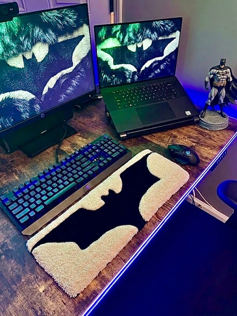 Batman "Dark Knight" Premium Keyboard Rug - ruggybuggy