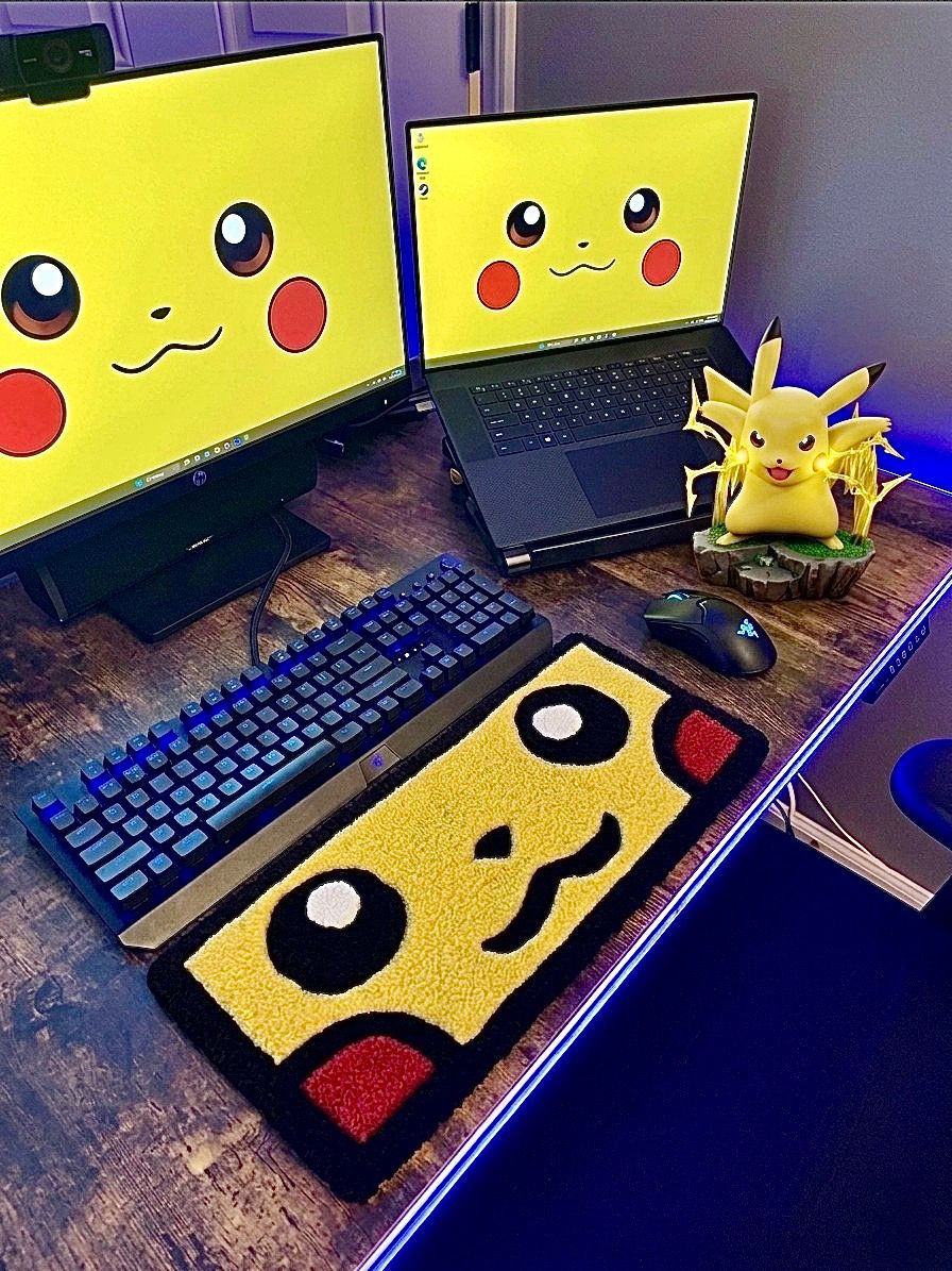 Pikachu Face Keyboard Rug - ruggybuggy