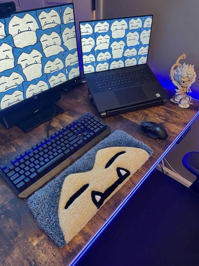 Snorlax "Deep Sleep" Premium Keyboard Rug - ruggybuggy